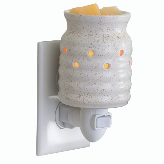 farmhouse plug in